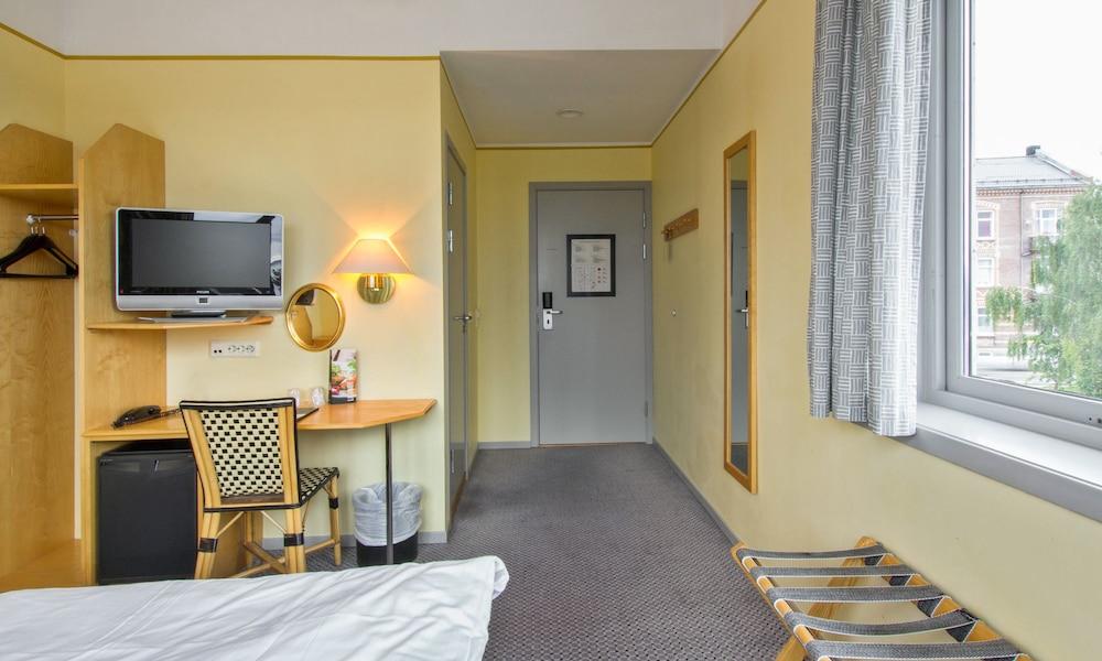 Thon Partner Hotel Хортен Экстерьер фото